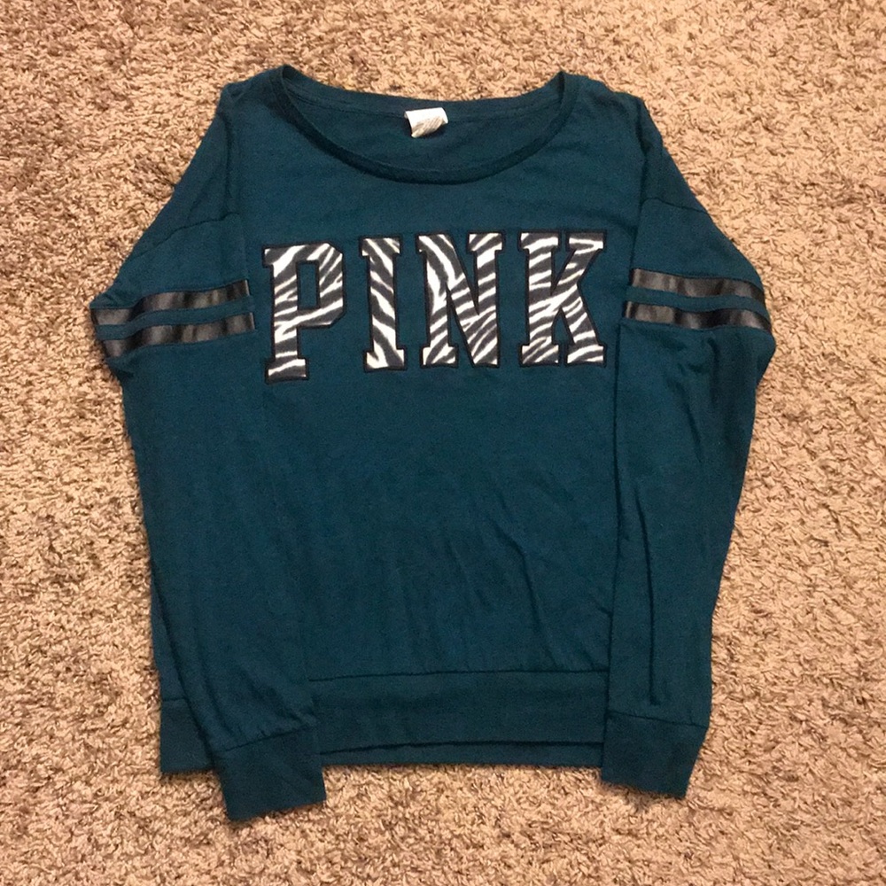 VS PINK long sleeve shirt